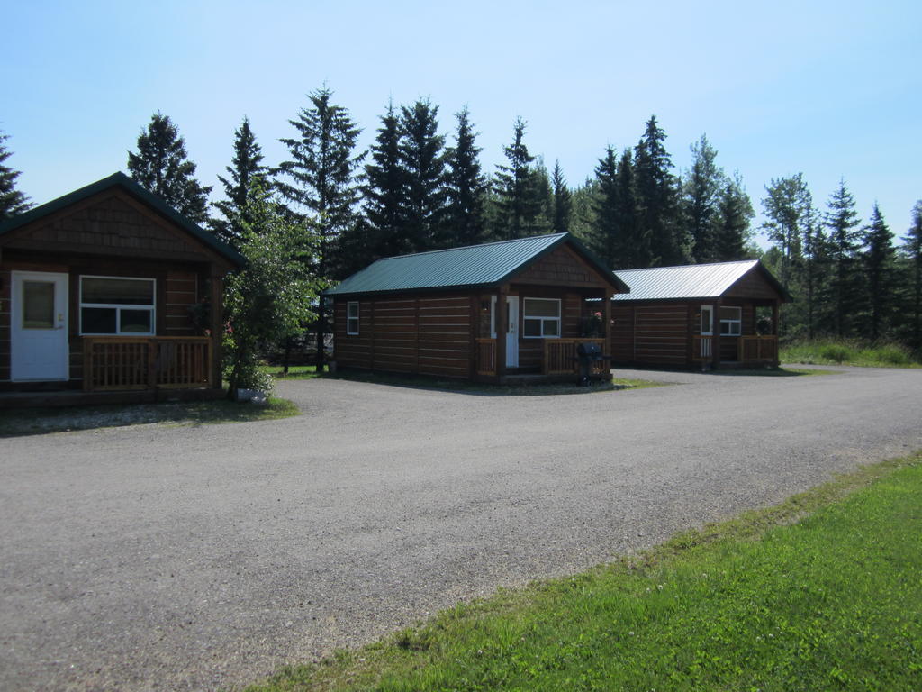 Beaver Creek Lodge And Cabins McBride Eksteriør billede